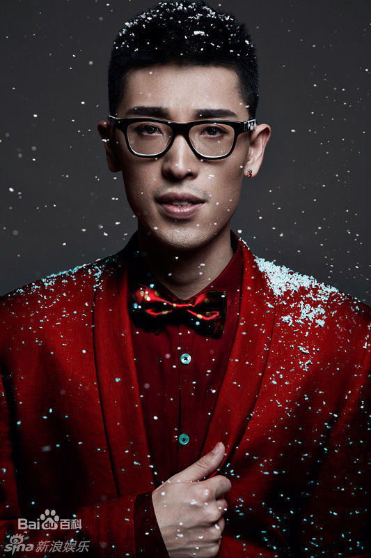 张赫宣最全杂志照壁纸