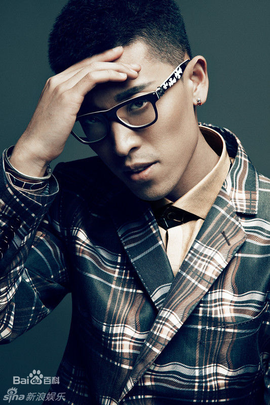 张赫宣最全杂志照壁纸