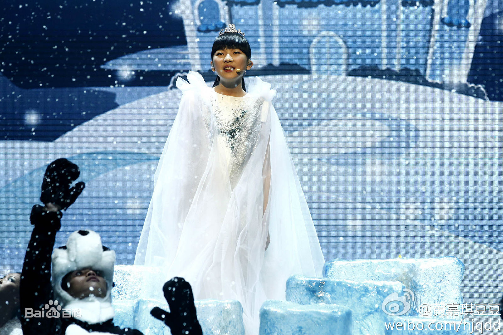 黄嘉琪(Sophia)点亮世界演唱会图片前后照片