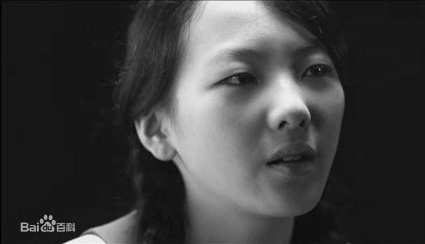 黄嘉琪(Sophia)tell me why mv截图图册