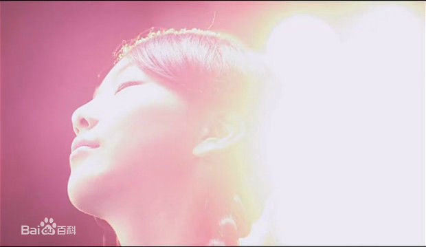 黄嘉琪(Sophia)tell me why mv截图图册