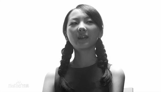 黄嘉琪(Sophia)tell me why mv截图图册