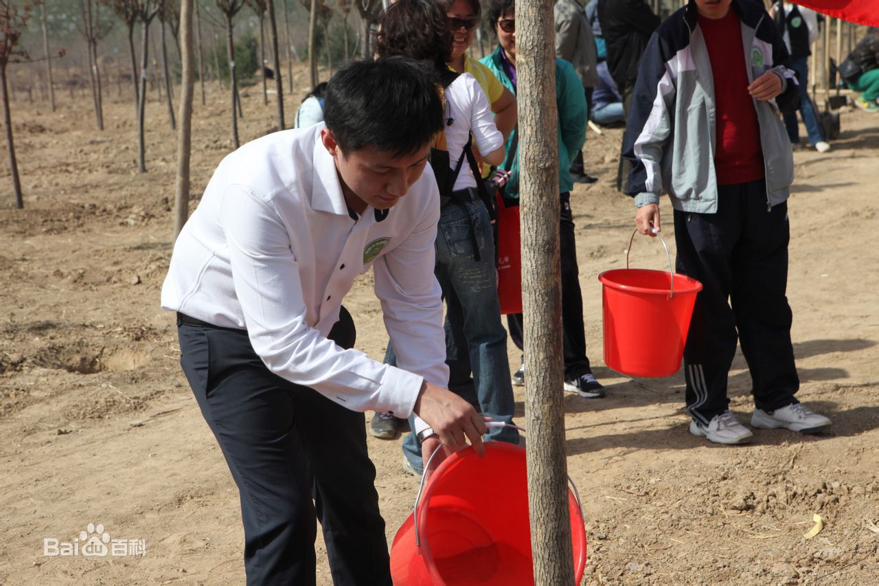 罗旭(Luo Xu)社会活动生活照相册