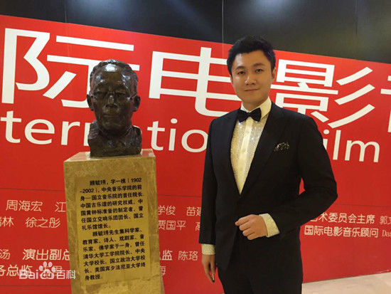 罗旭(Luo Xu)生活照