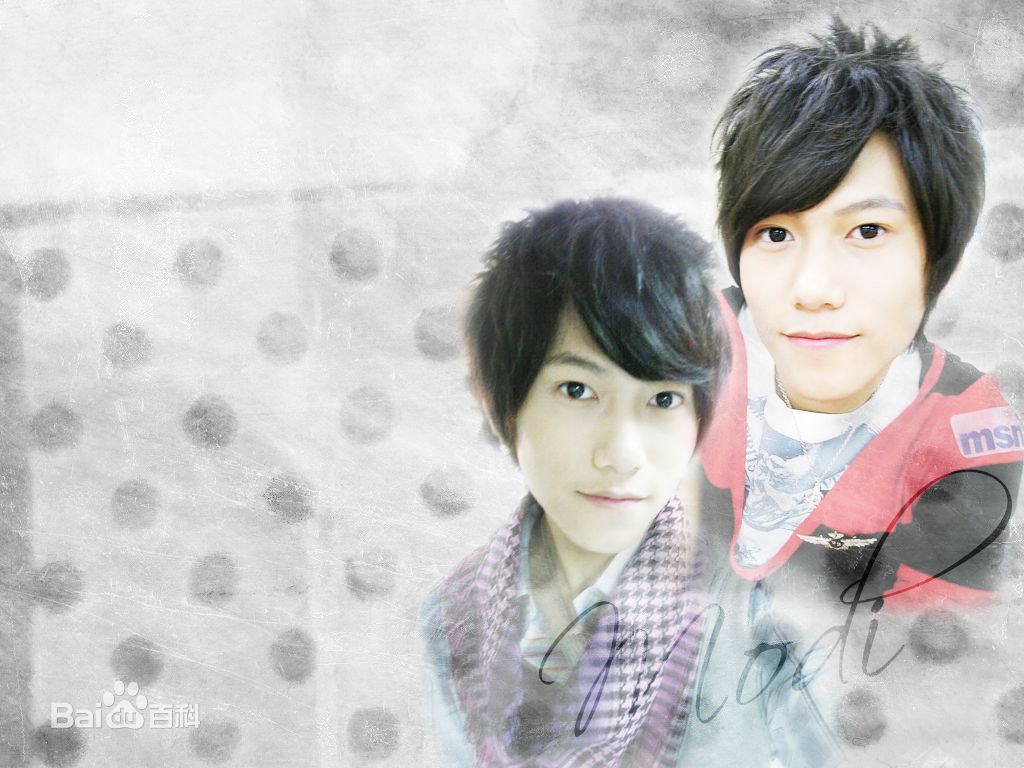 邱翊橙(modi)的桌面照片生活照相册