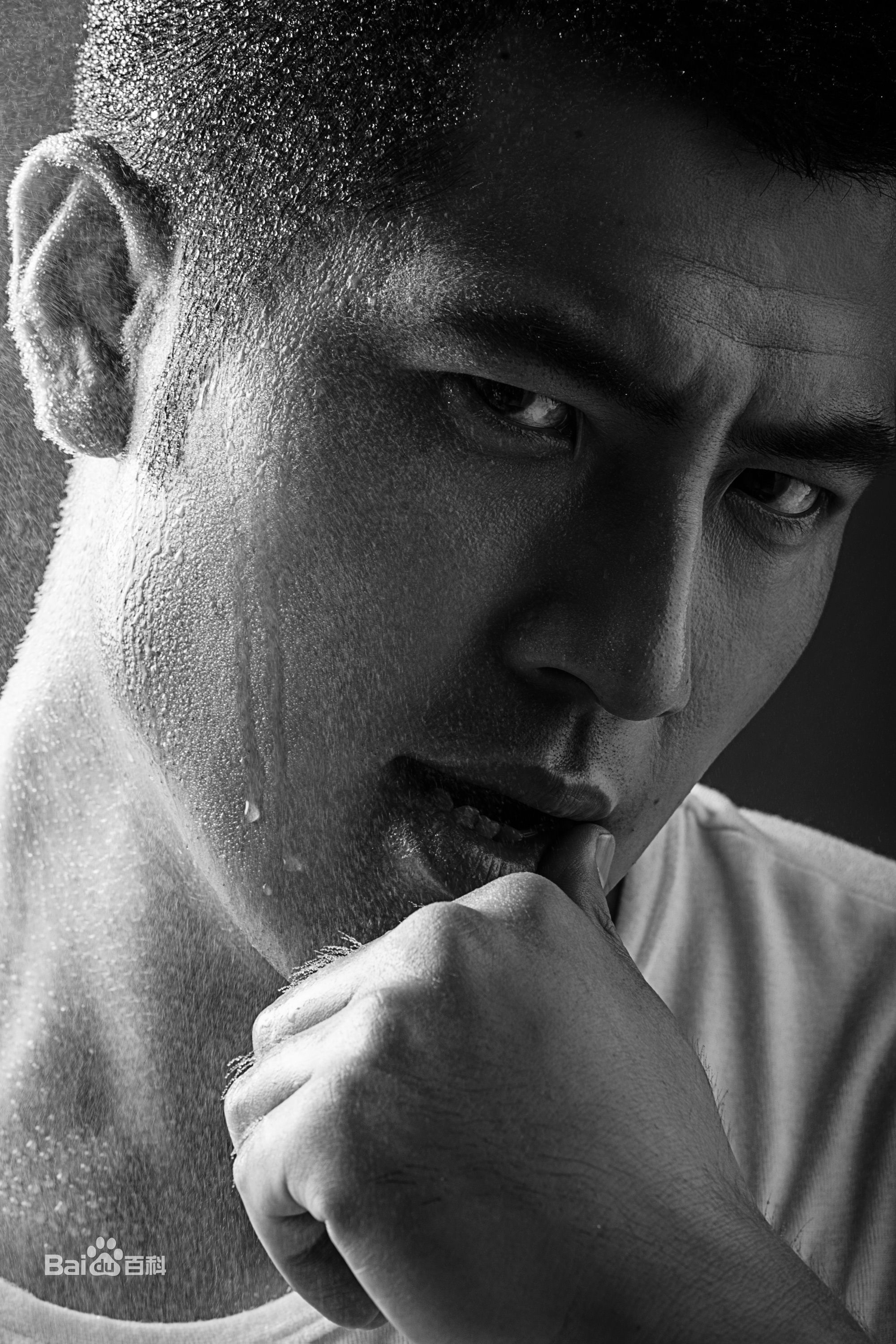 王铮生活照图册