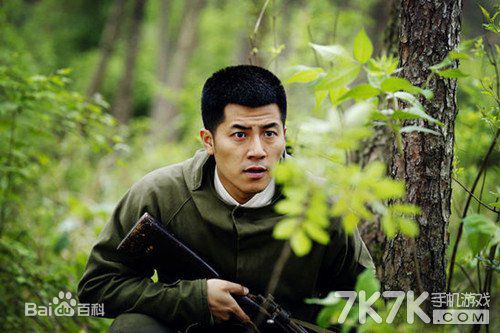 精选王铮在《伪装者》郭副官中的图册