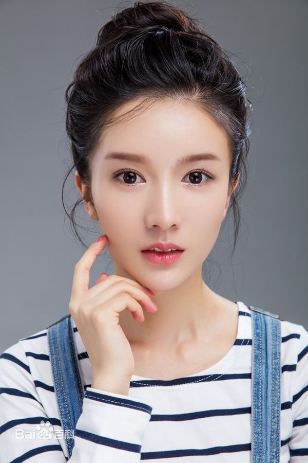 李艾瑾精选图册