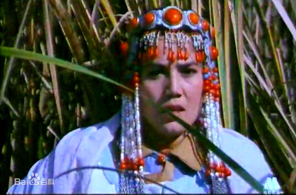 最优质古丽扎尔生活照