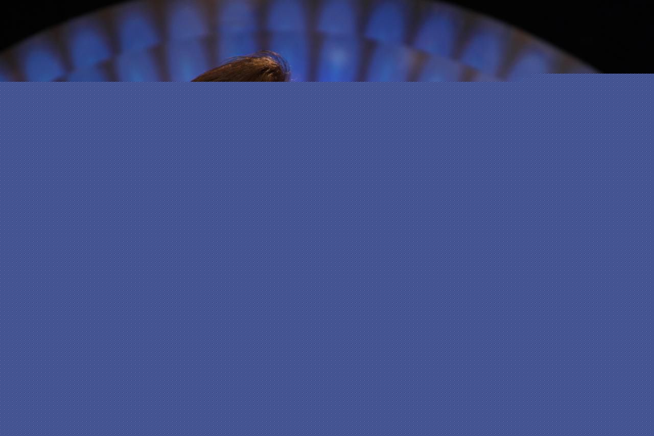 吕建民工作照前后照片