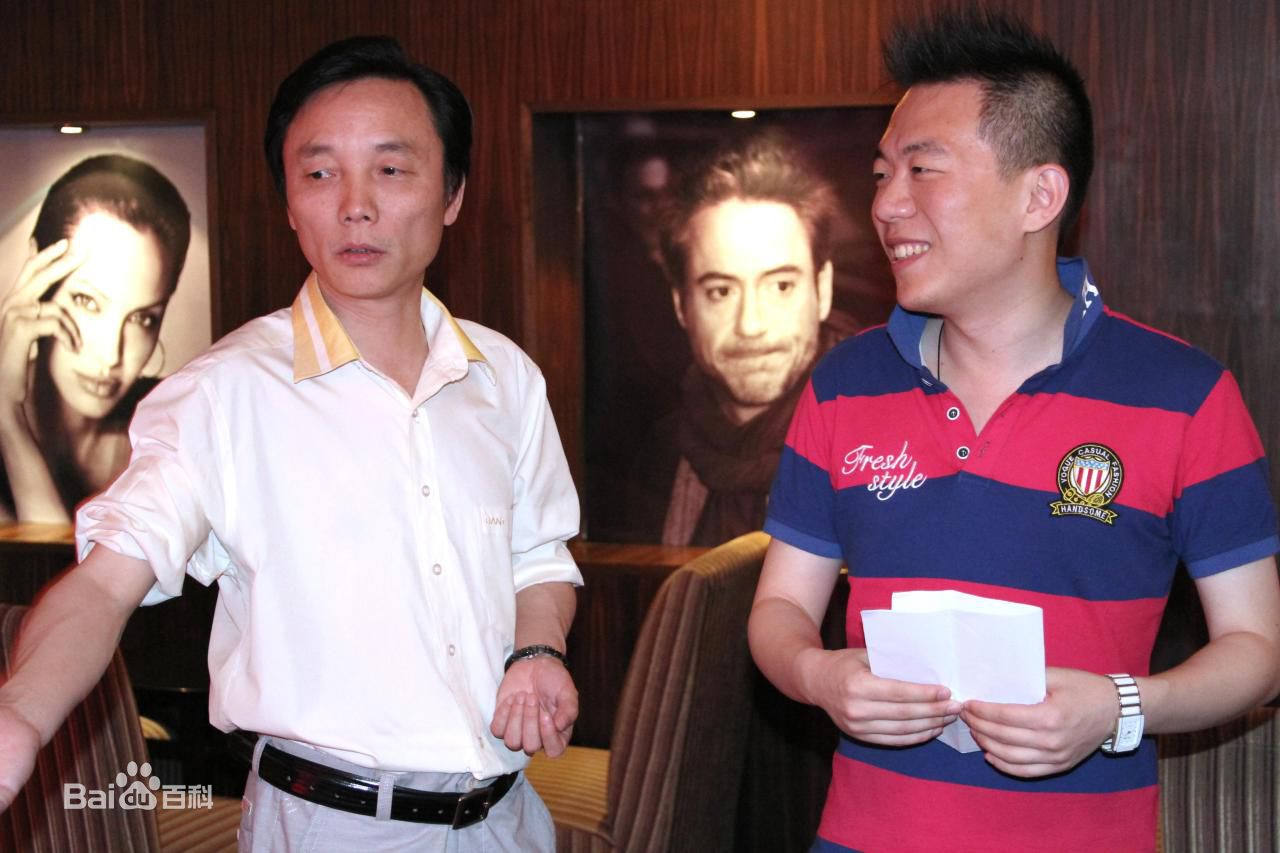 吕建民工作照前后照片