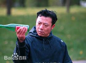 最新卢映性感图片