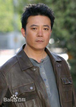 最新卢映性感图片