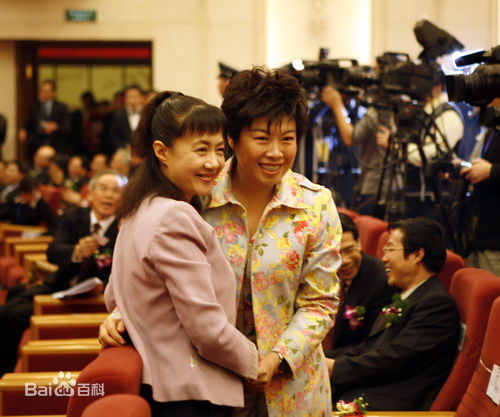 孟欣同一首歌导演性感图片图集