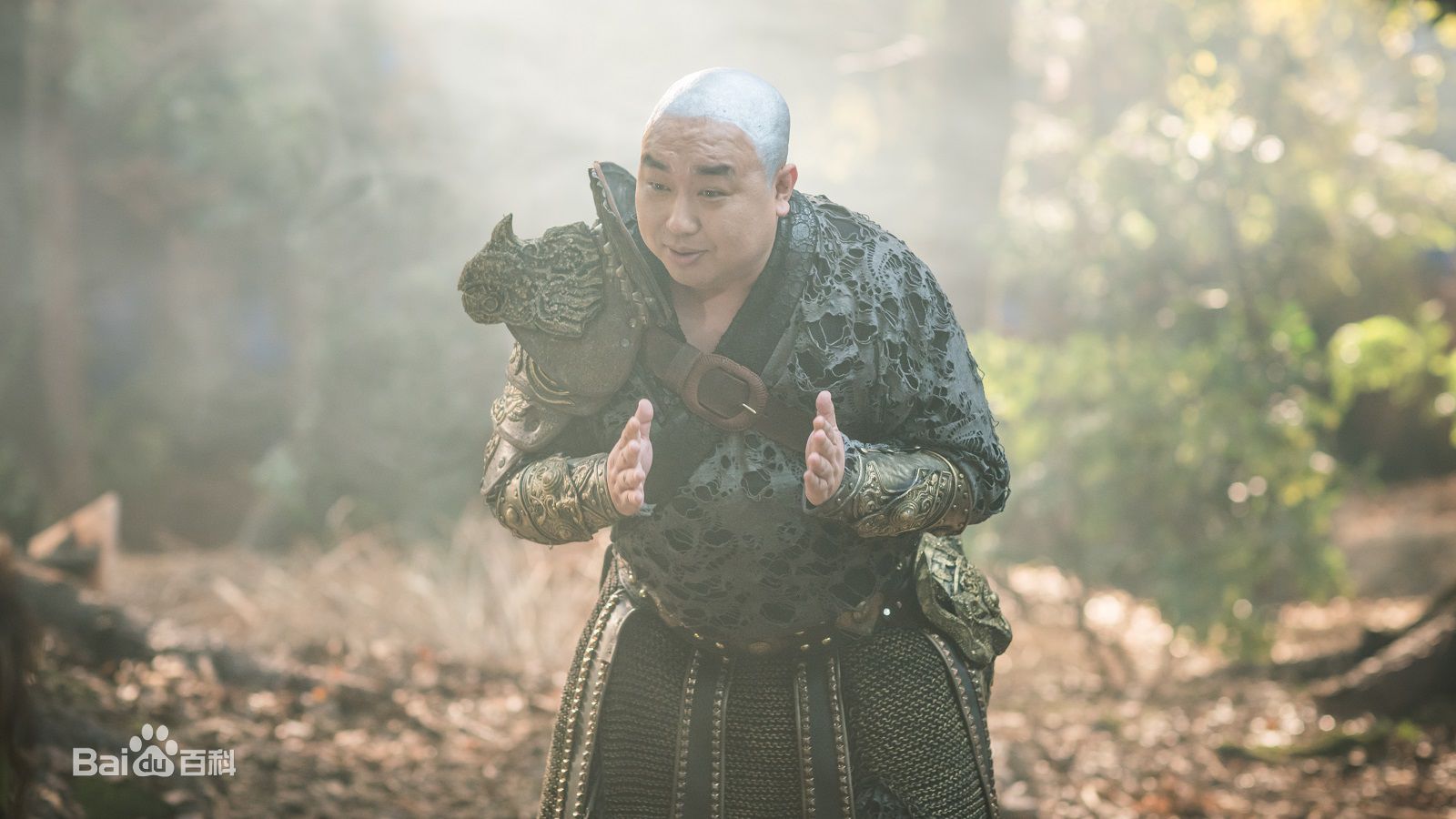 最新宁小花在《武动乾坤》饰演六王殿中的图集