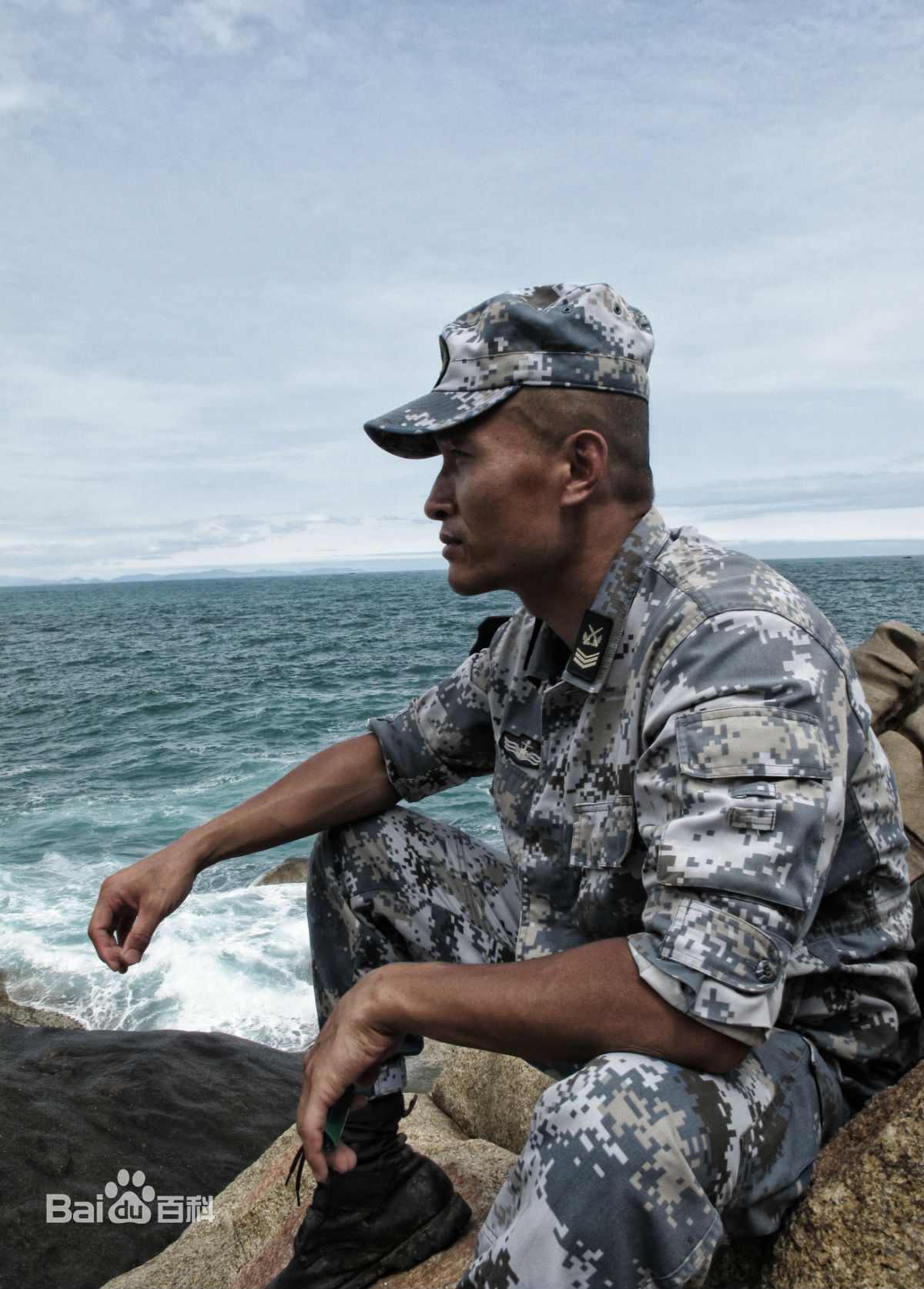 贾宏伟《火蓝刀锋》剧照