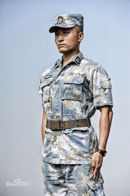 贾宏伟《火蓝刀锋》剧照