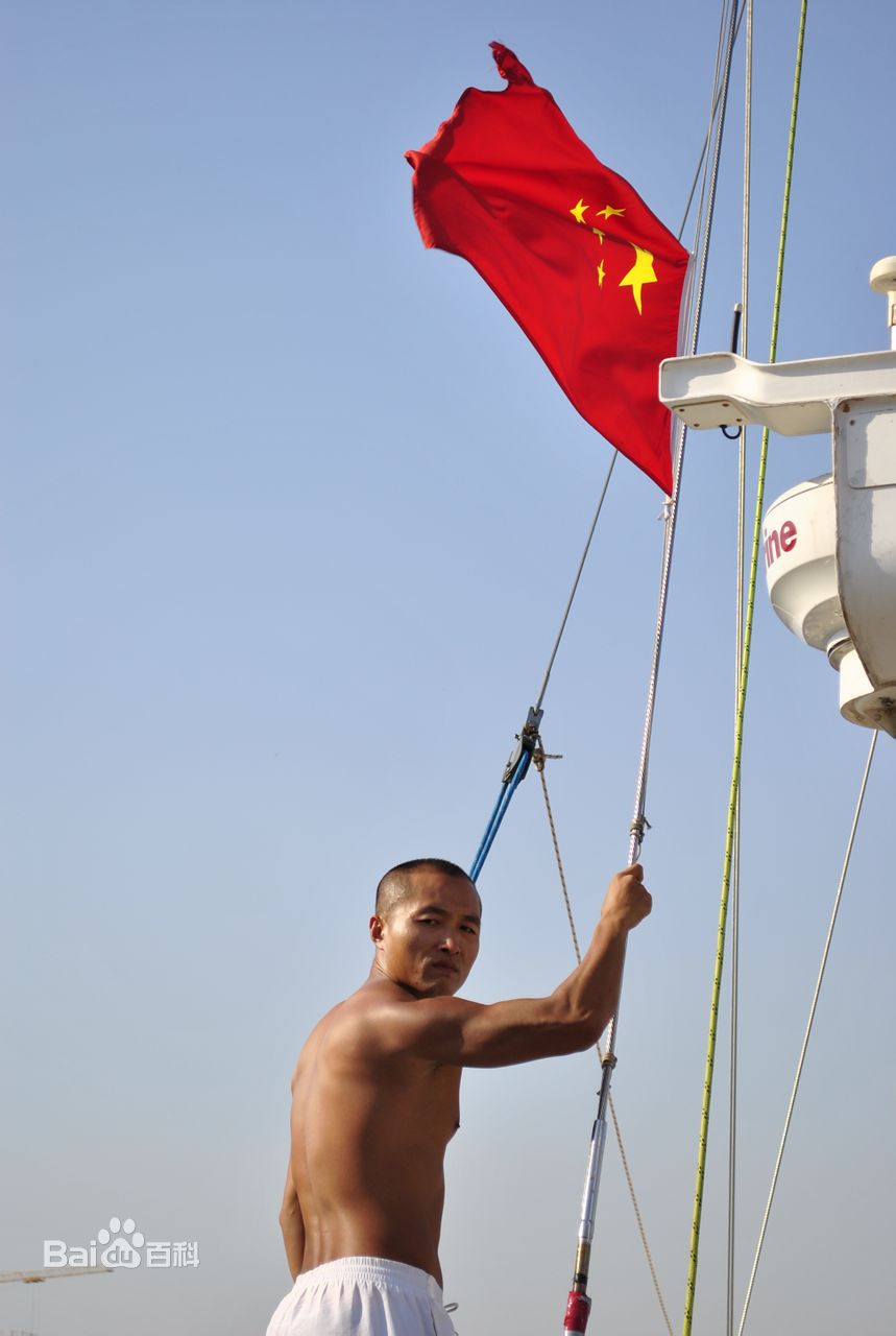 贾宏伟生活照片图册