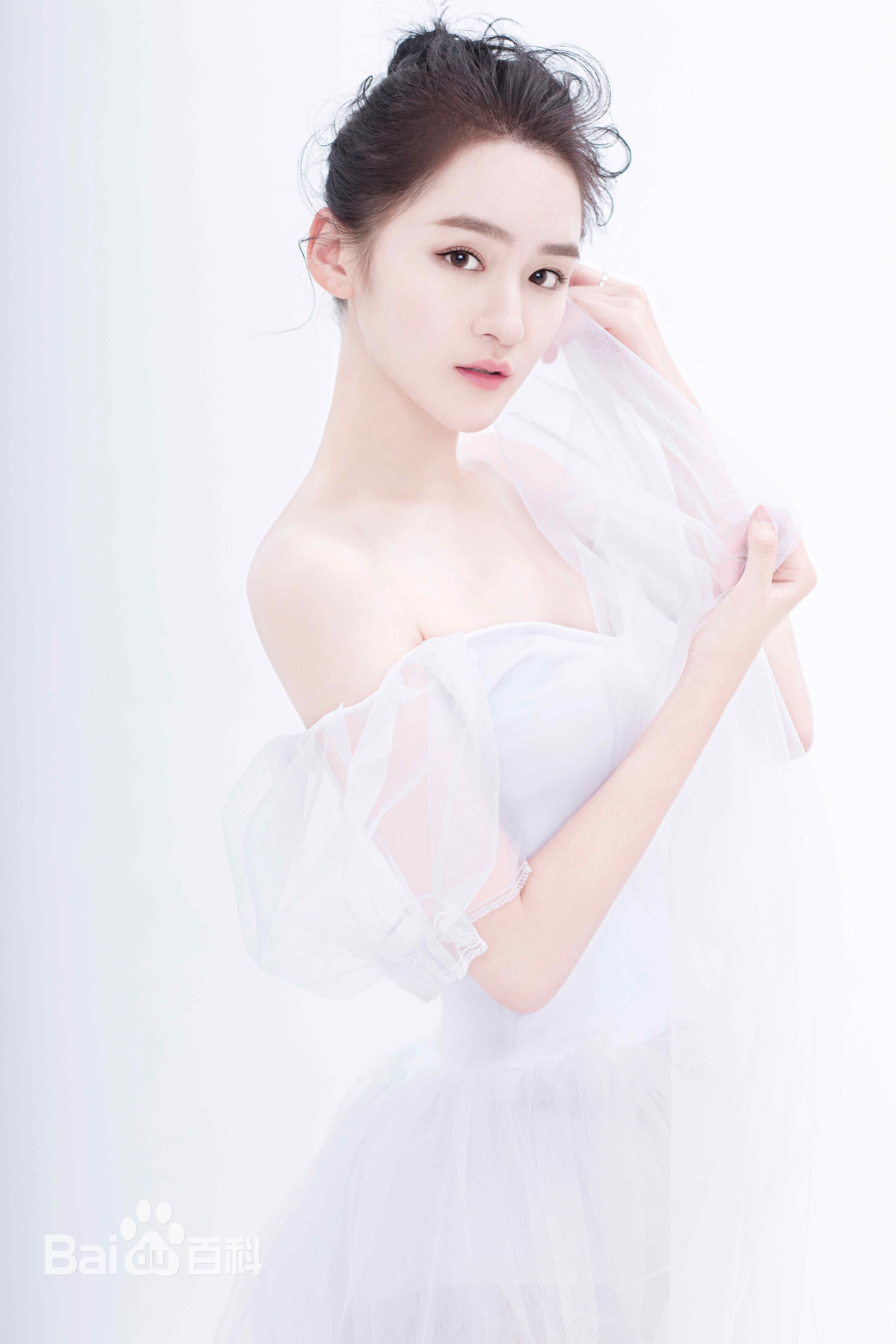 林雪飘照片素颜照相册