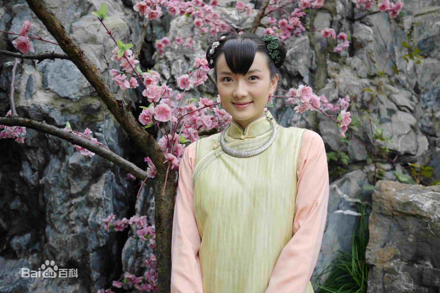 李梅可主演电视剧红槐花生活照相册