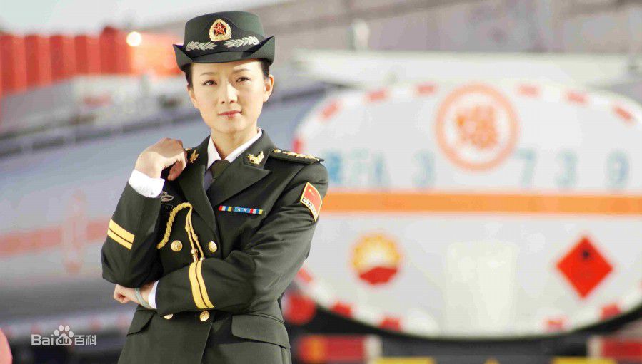 李梅可主演电影军人的妻子性感图片壁纸