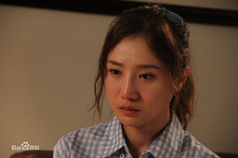 最新瞿麟曼(Tina)在《遍地阳光》中的壁纸