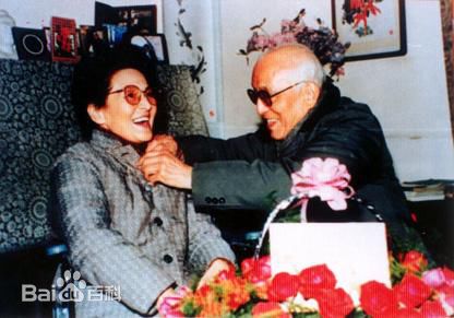 张骏祥前后照片