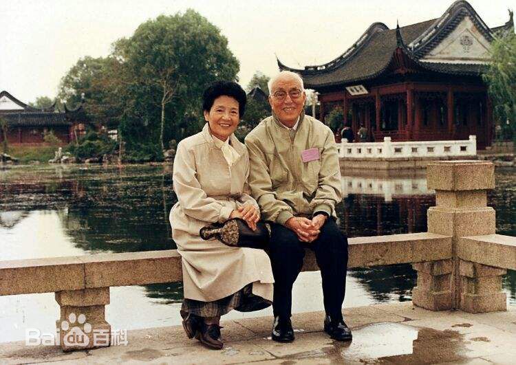 张骏祥前后照片