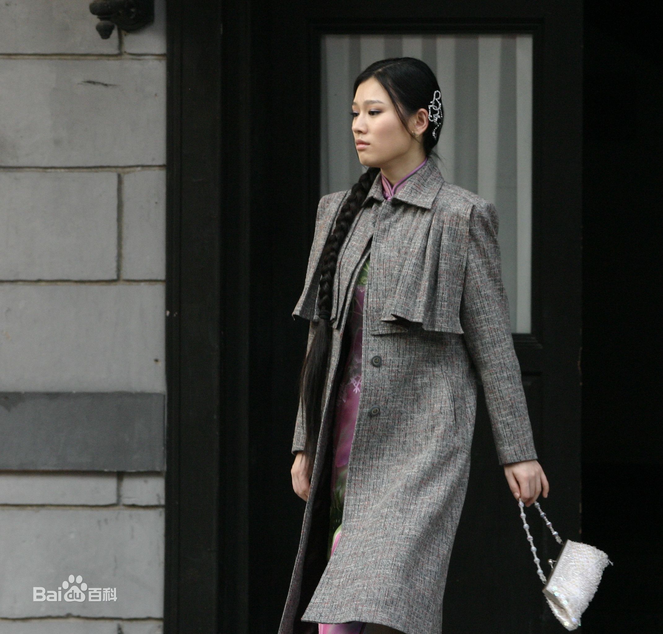 黄白露(Huang Bailu, lulu)在《泪洒尘缘》饰洋子中的