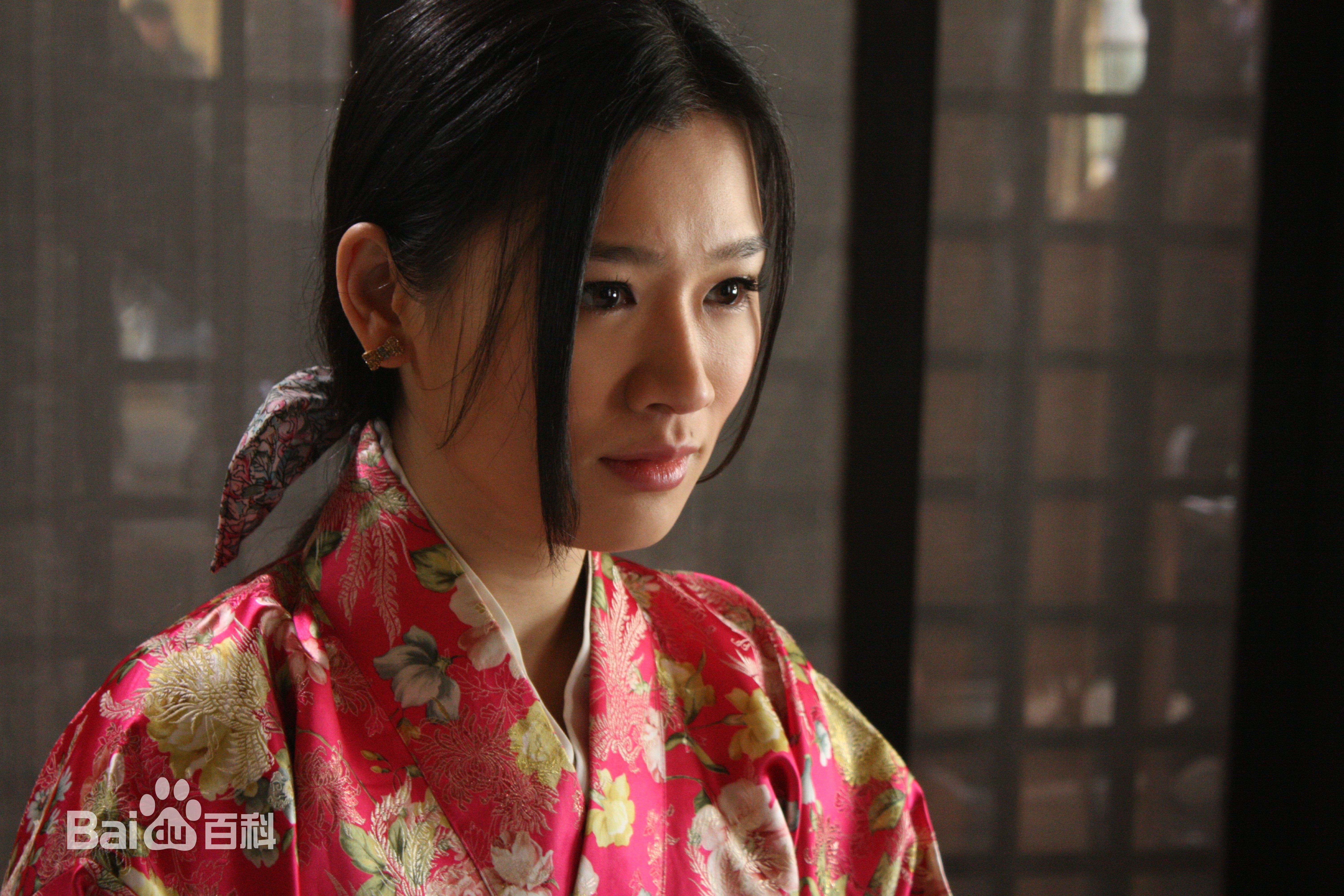 黄白露(Huang Bailu, lulu)在《泪洒尘缘》饰洋子中的