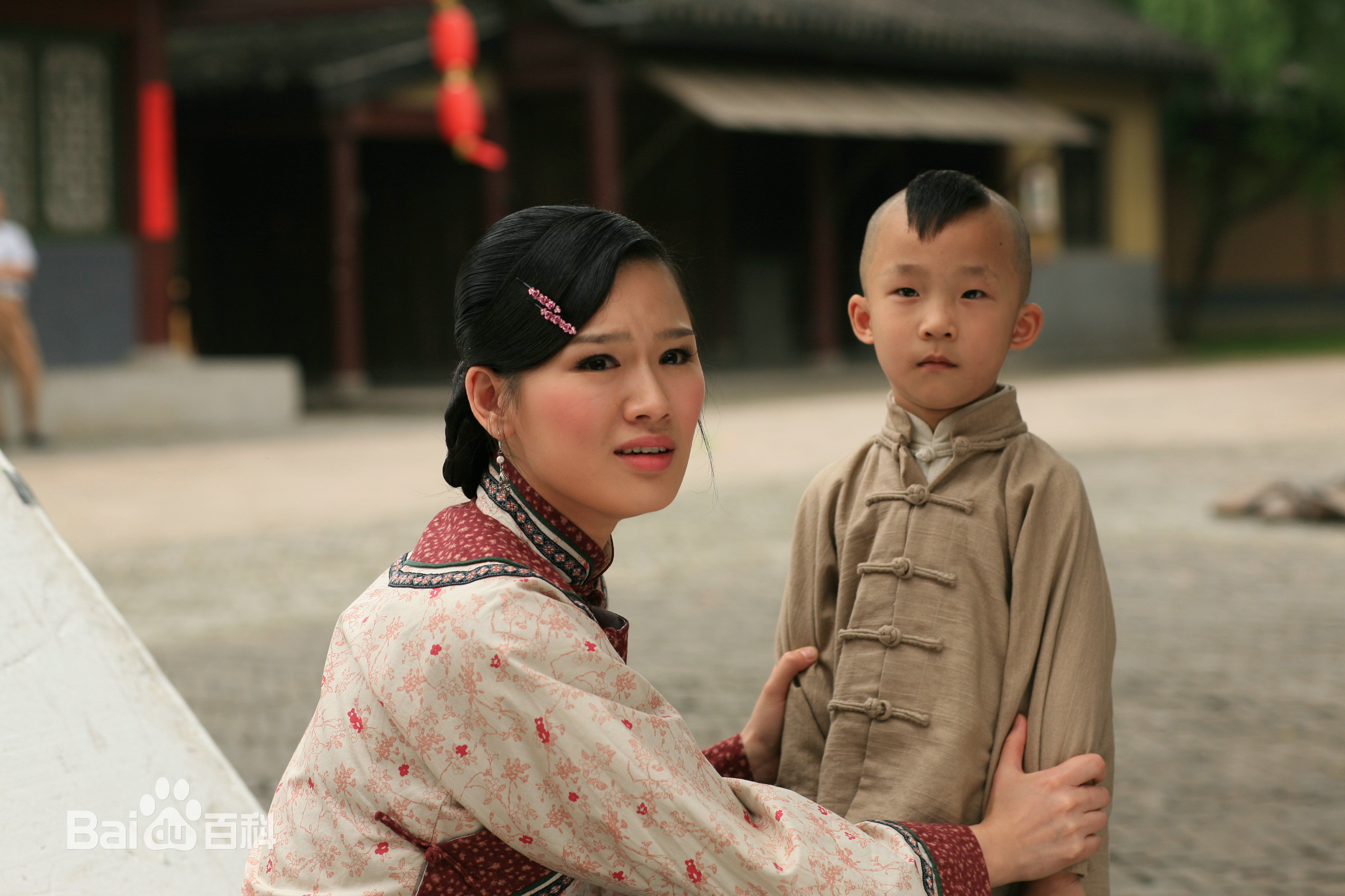 最新黄白露(Huang Bailu, lulu)在《凝香劫》 饰含胭中的壁纸