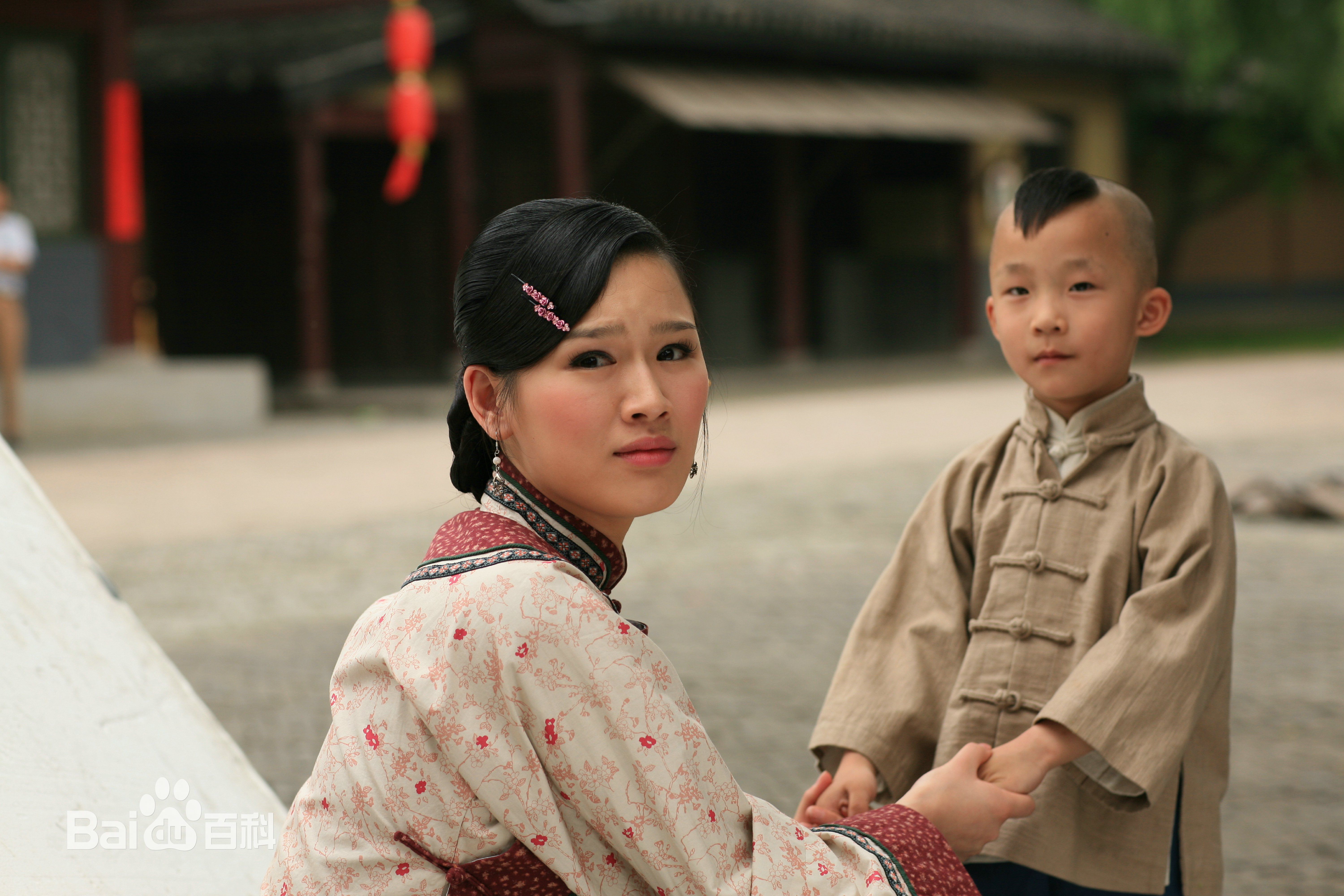 最新黄白露(Huang Bailu, lulu)在《凝香劫》 饰含胭中的壁纸