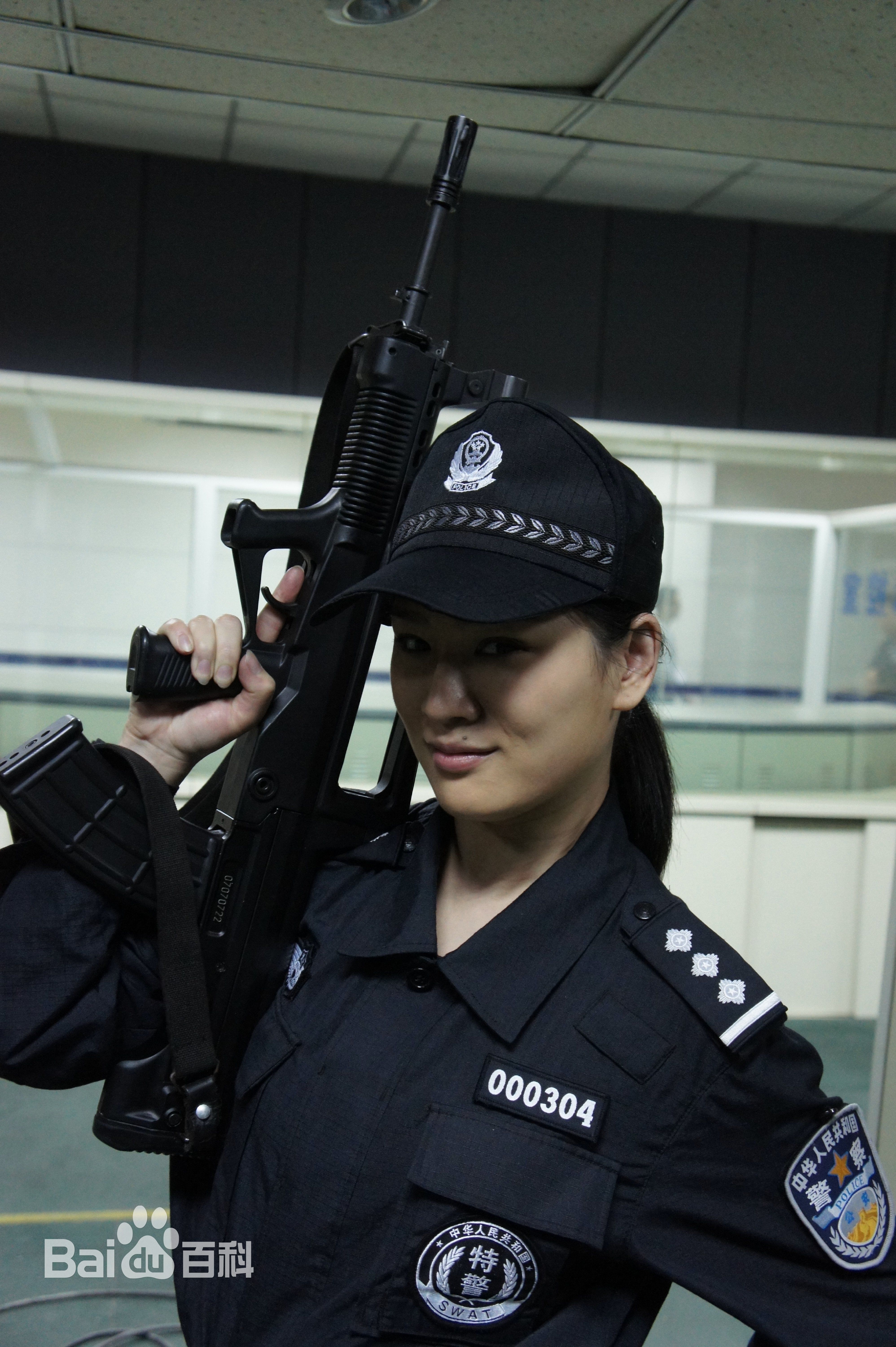 最新黄白露(Huang Bailu, lulu)在《特警突击队》执行制片人中的壁纸