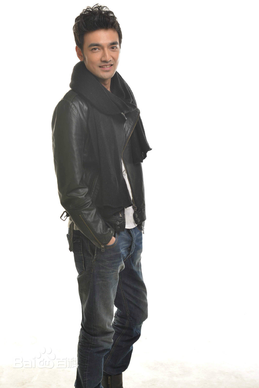 最新郭鹏性感图片