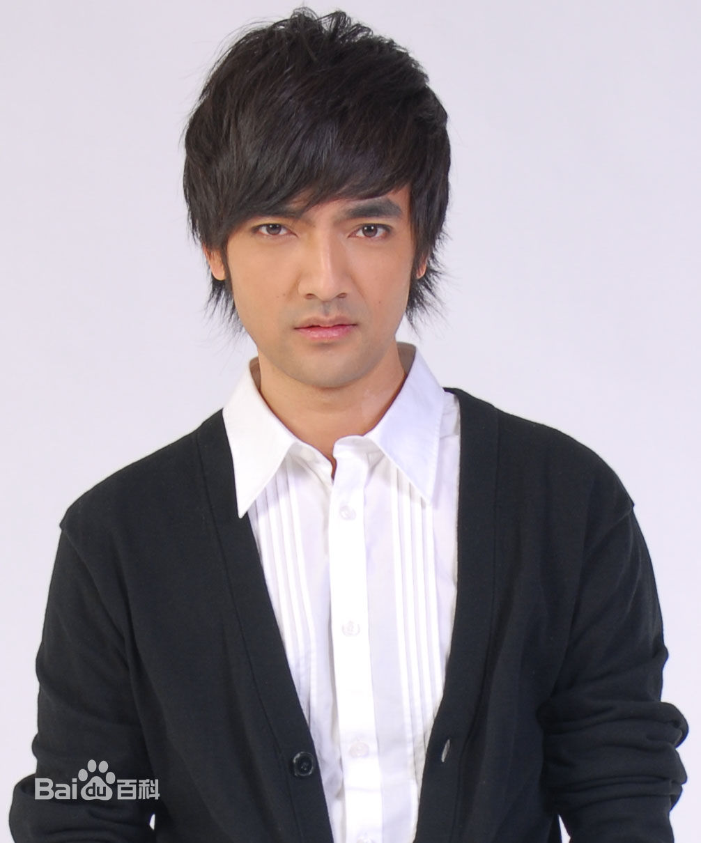 最新郭鹏性感图片