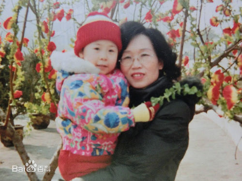 刘小源小源童年时壁纸壁纸