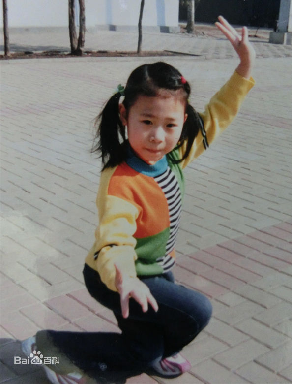 刘小源小源童年时壁纸壁纸