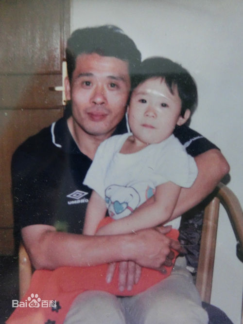 刘小源小源童年时壁纸壁纸