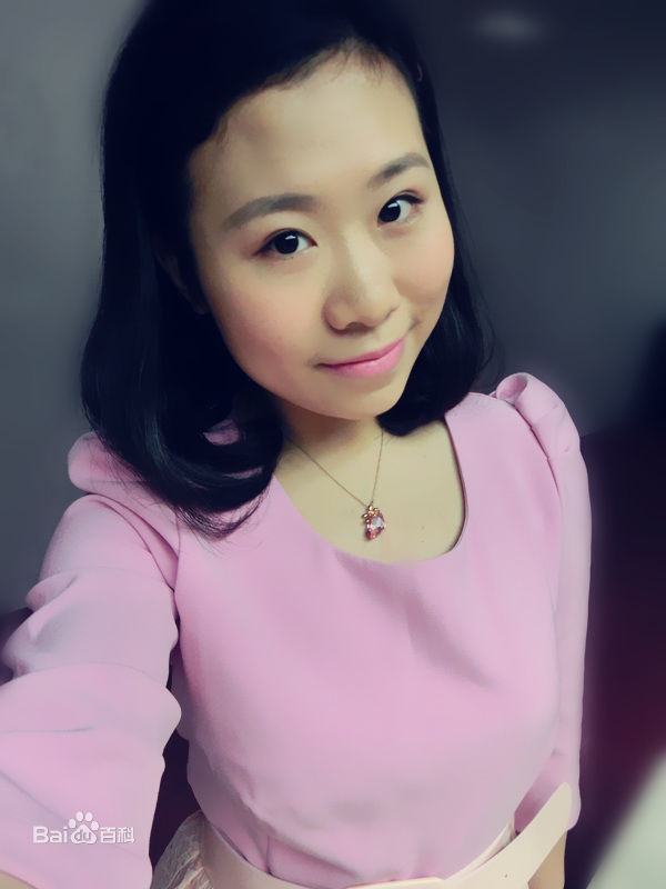 刘小源近照性感图片图集