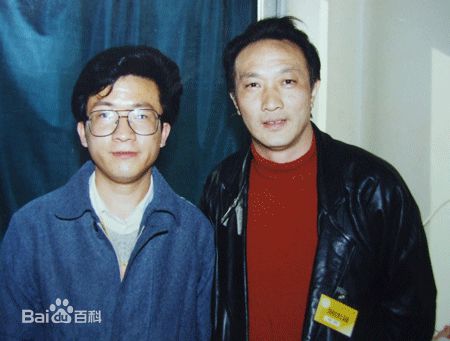 郑乾龙出席节目性感图片图集