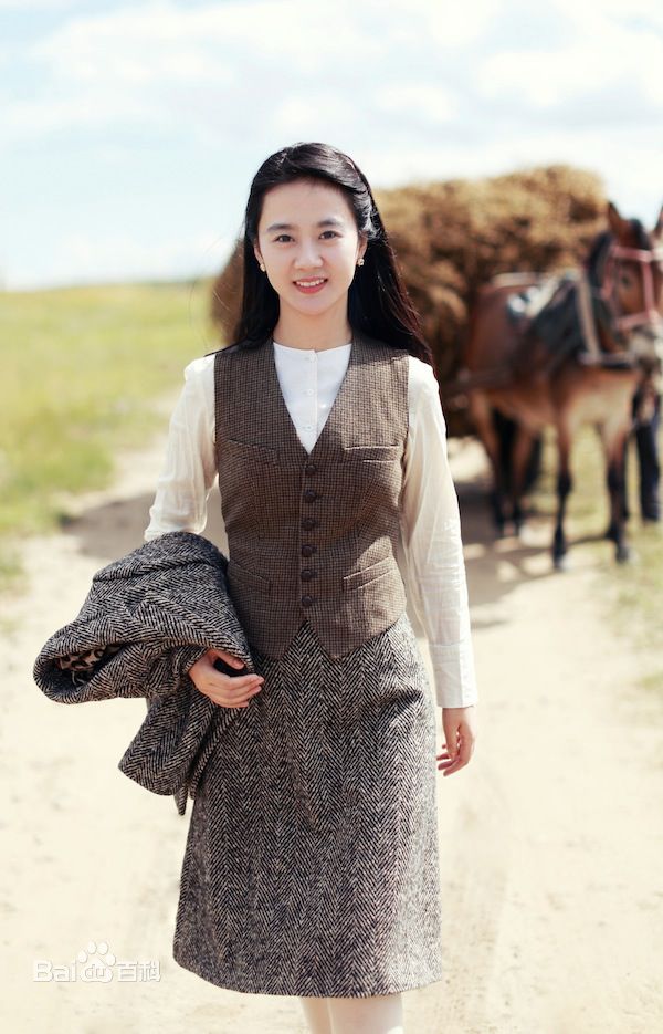 孙梅竞最新清新壁纸