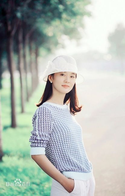 孙梅竞最新清新壁纸