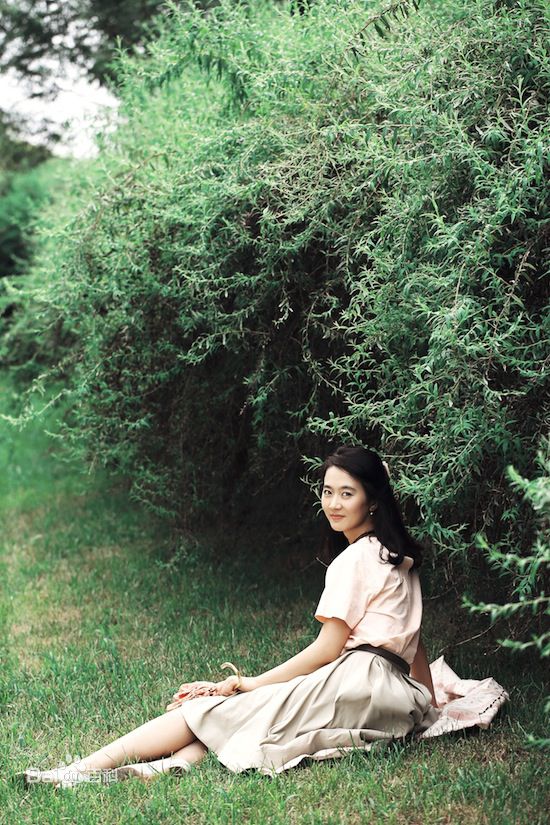 孙梅竞最新清新壁纸