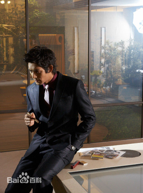 吴智昊( / Oh Ji-Ho)V Magazine壁纸壁纸