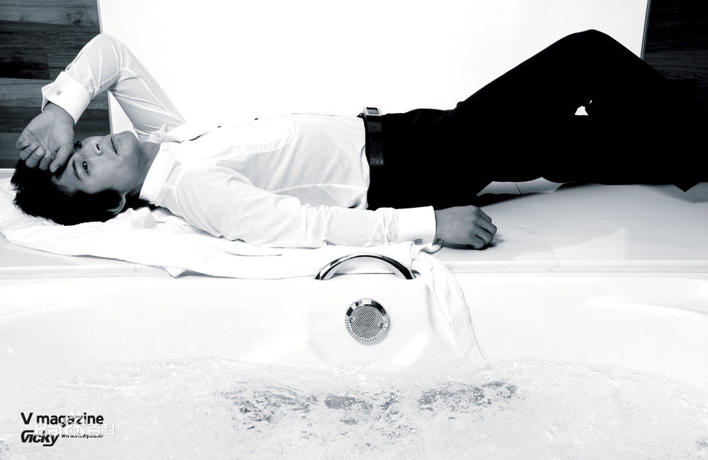 吴智昊( / Oh Ji-Ho)V Magazine壁纸壁纸