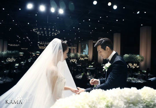 吴智昊( / Oh Ji-Ho)婚纱照图册