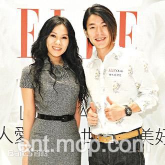 李威生活照图册