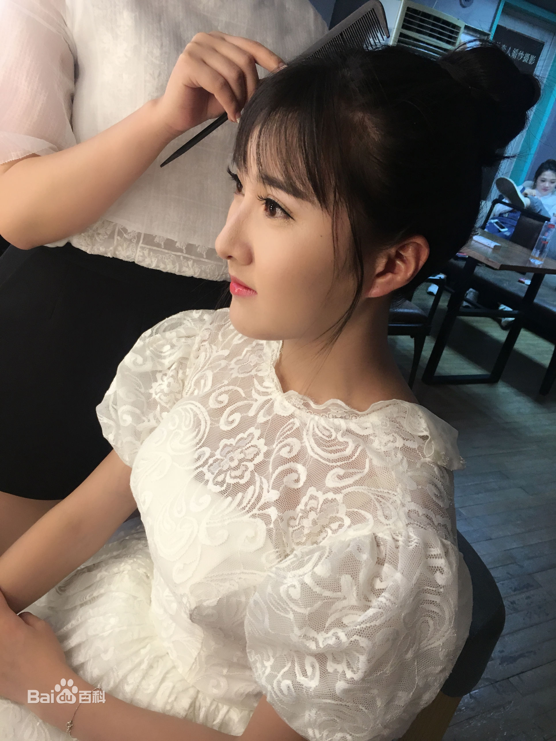 范雨彤(Lucky)生活照性感图片壁纸