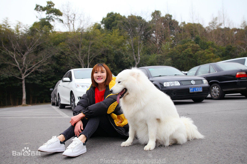 范雨彤(Lucky)生活照性感图片壁纸