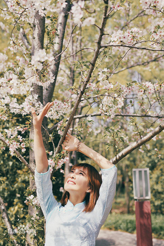 范雨彤(Lucky)生活照性感图片图集